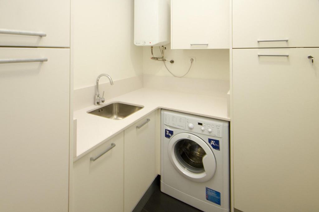 Total Valencia Elegance Apartment Bilik gambar