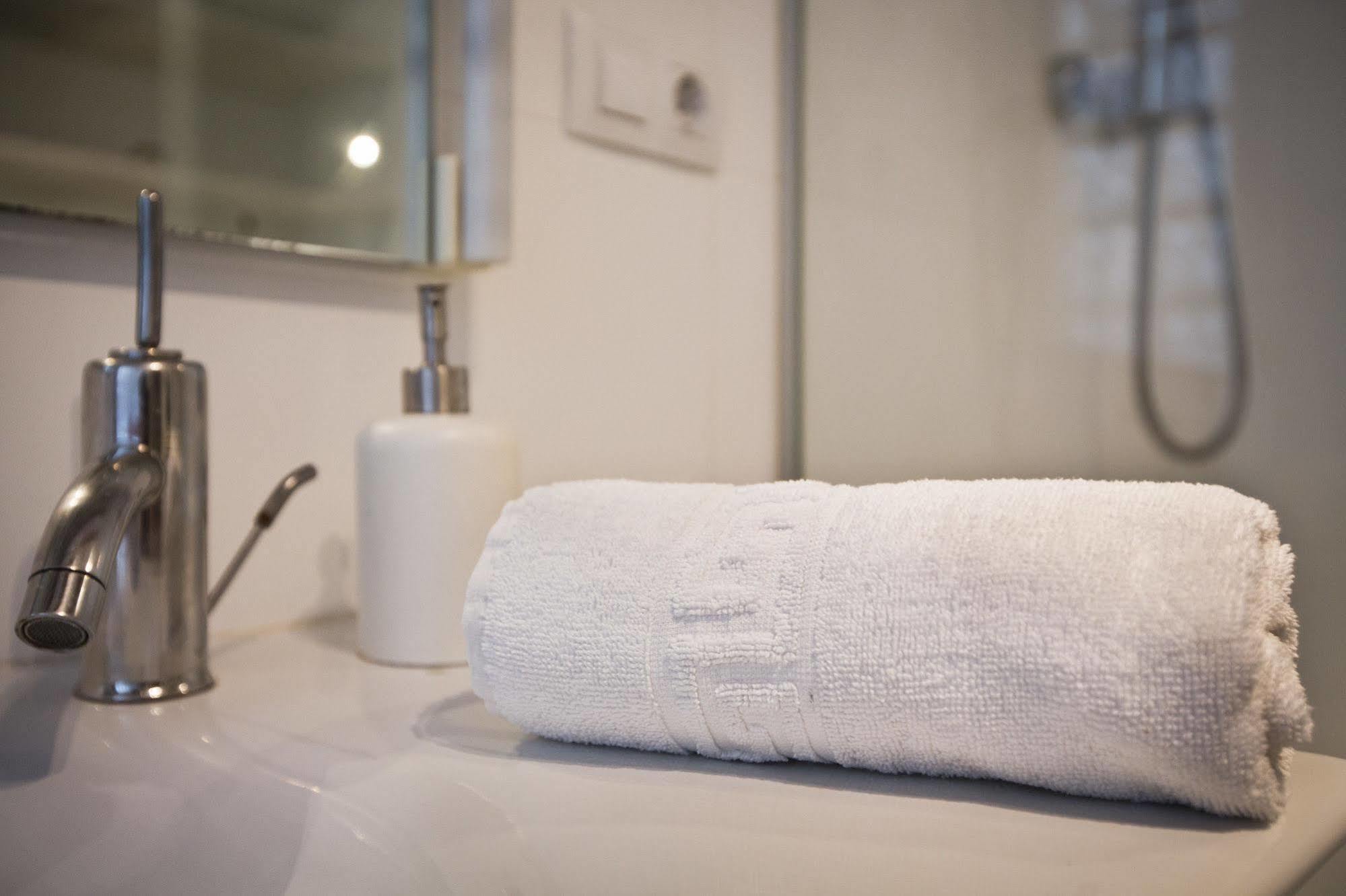 Total Valencia Elegance Apartment Luaran gambar